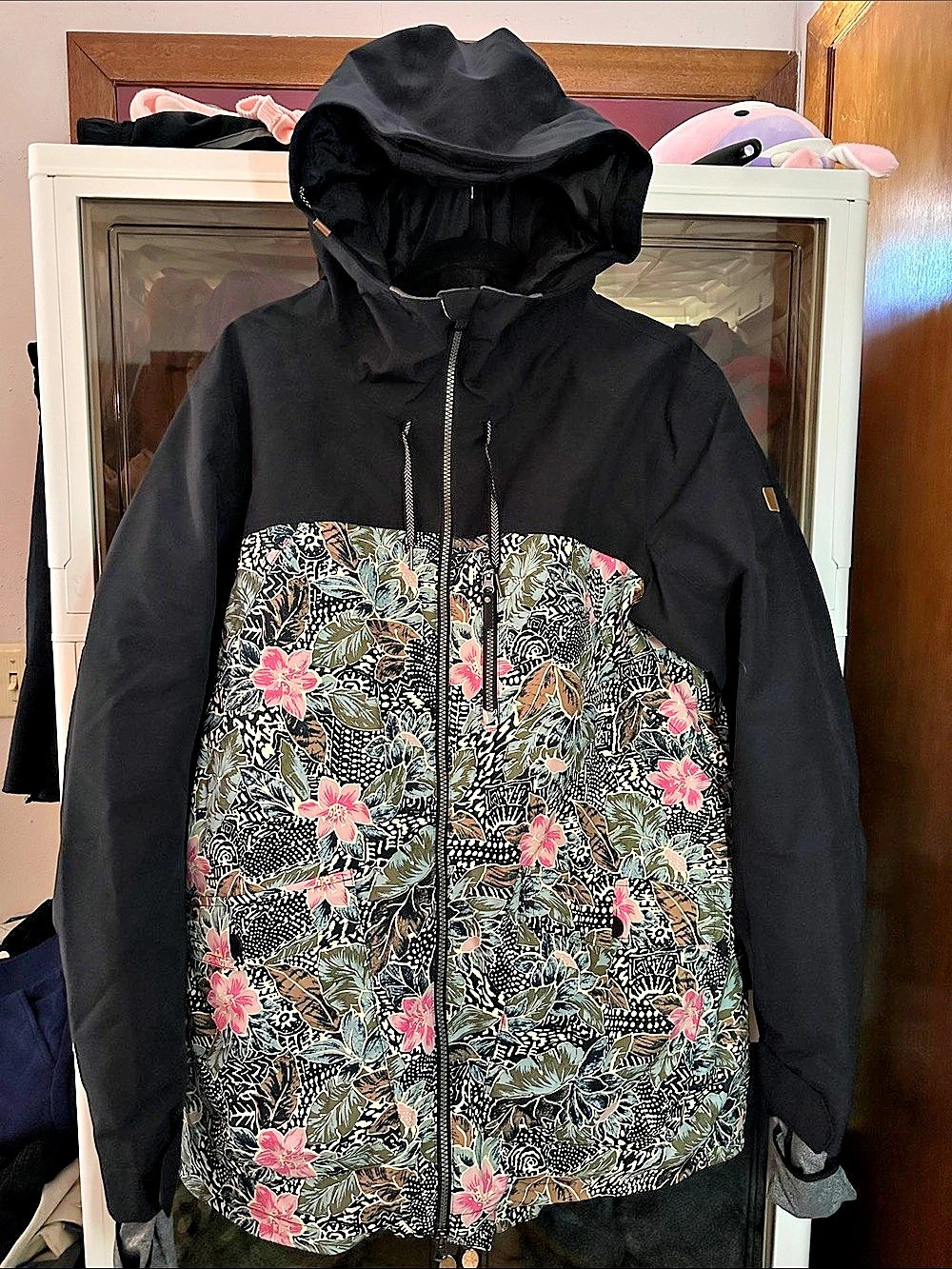 Roxy Ski Premium Snow Jacket Floral Black & Pink XL